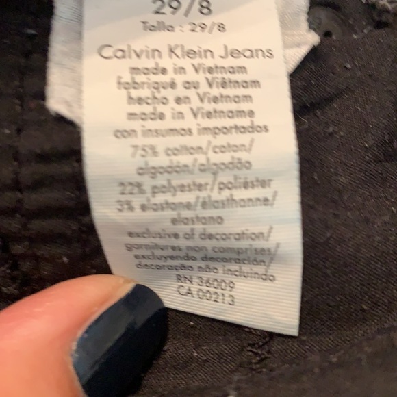 BUNDLE 4/$30. EUC CALVIN KLEIN ladies 29/8 curvy skinny stretch jeans dark denim - Picture 9 of 9